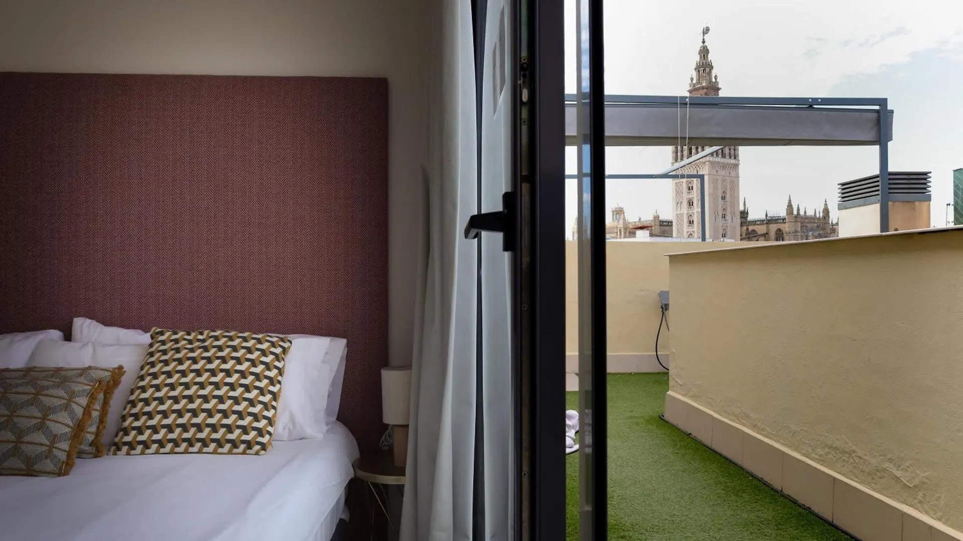Apartment Guzman El Bueno Suites Seville