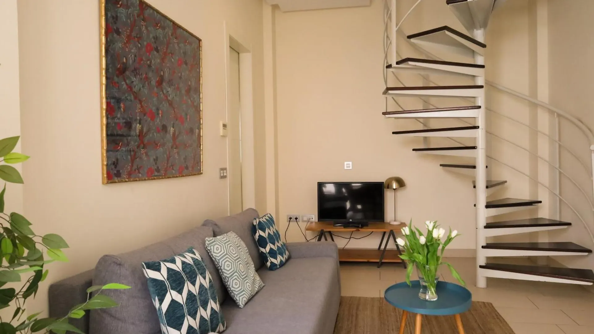 Guzman El Bueno Suites Seville Apartment