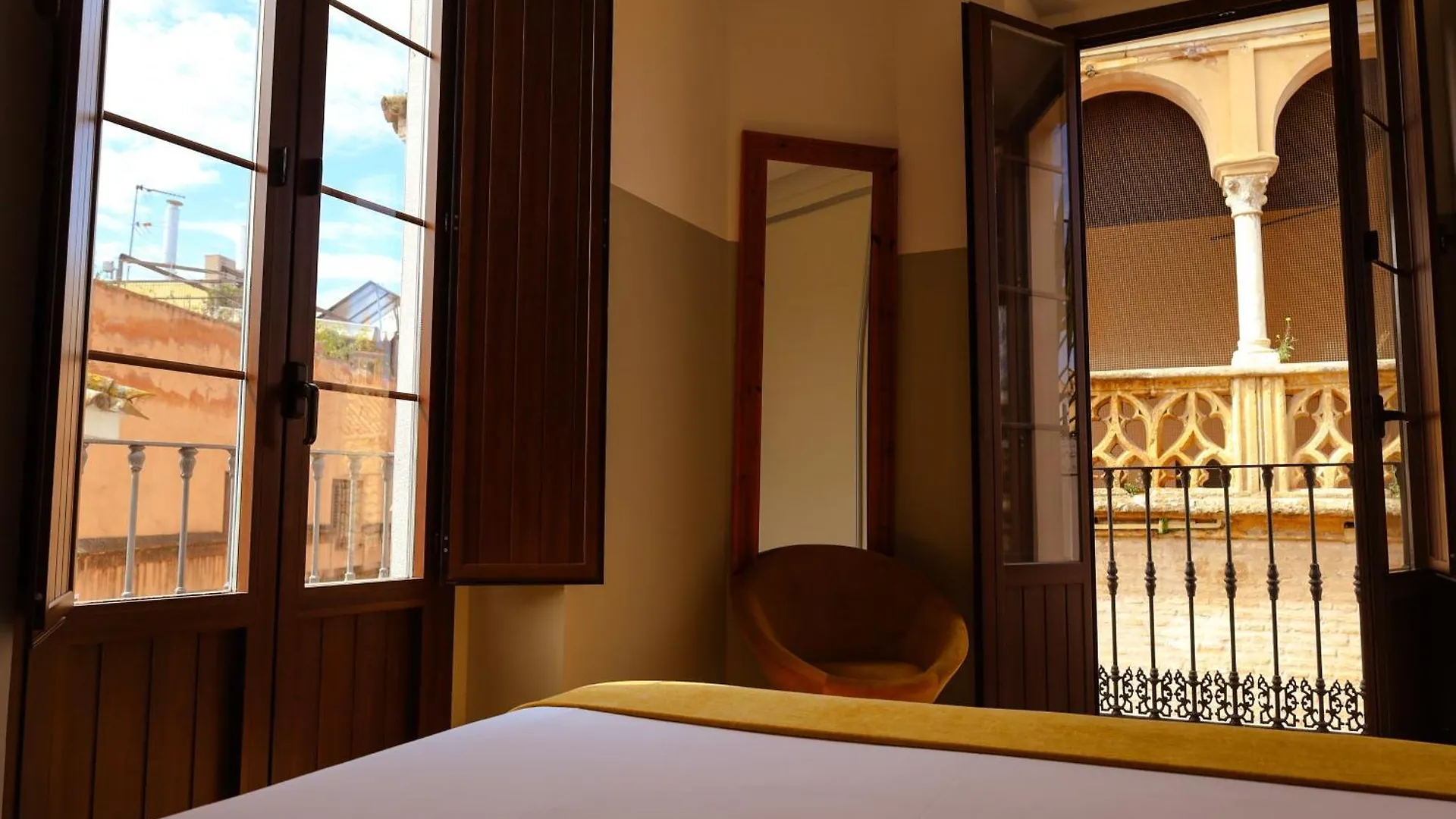 Apartment Guzman El Bueno Suites Seville Spain