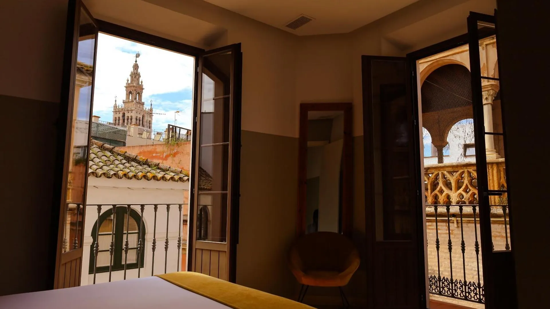 Guzman El Bueno Suites Seville