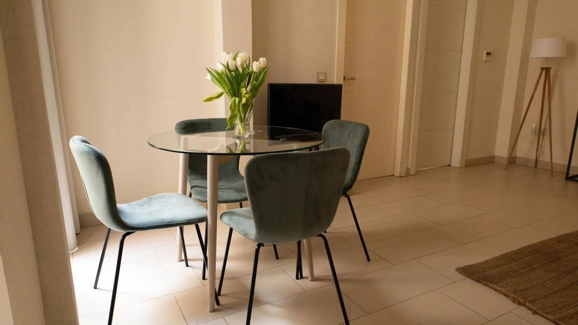 Guzman El Bueno Suites Seville Apartment