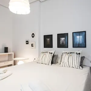  Appartement Alhondiga With Terrace